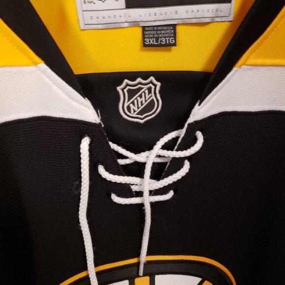 Bruins Jersey - Picture 2 of 3